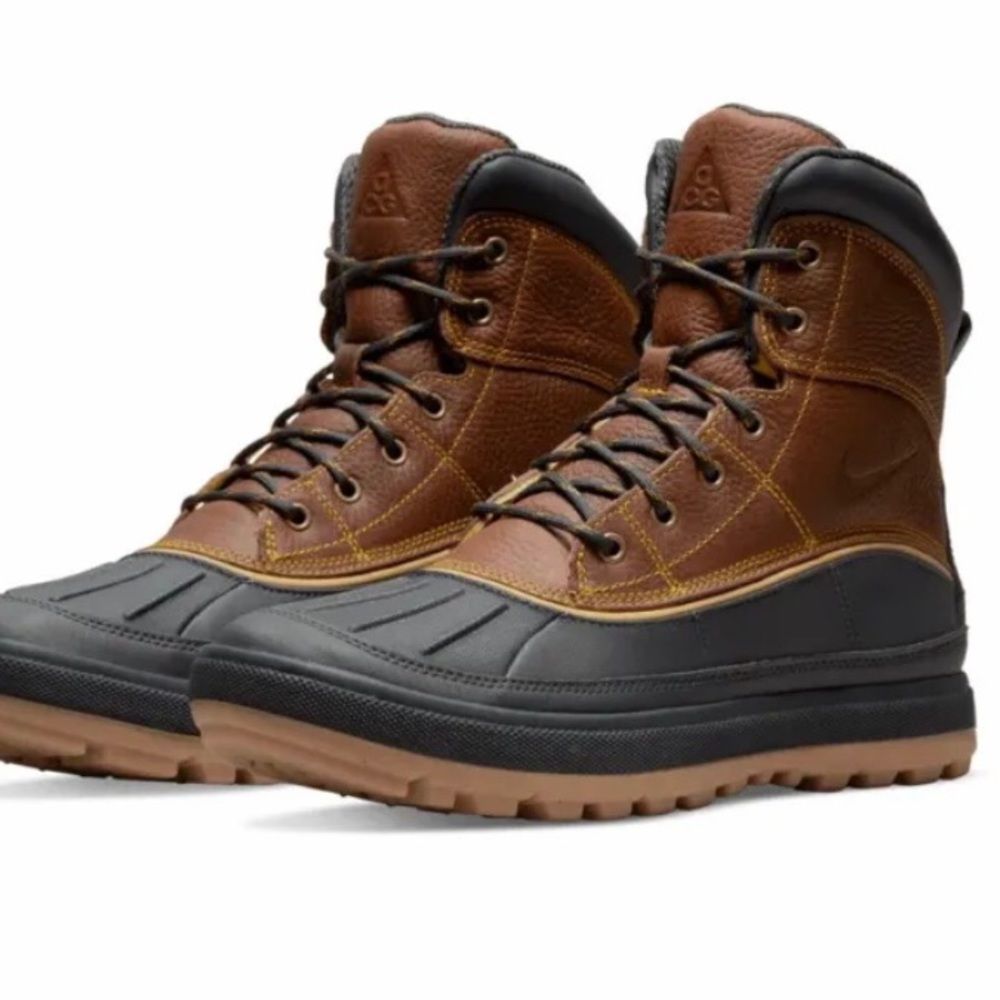 Nike Men’s Brown/Black All-Weather Duck Boot
